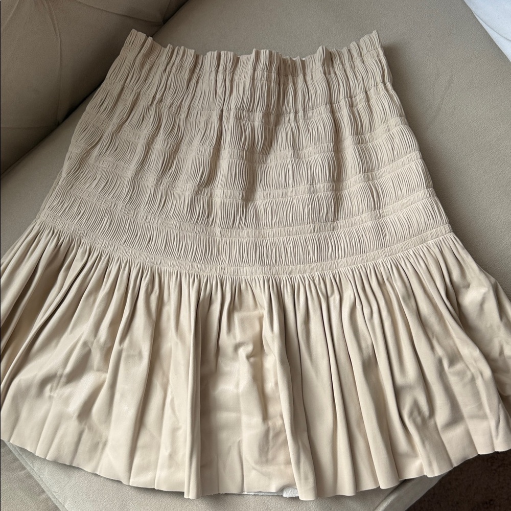 Zara Elegant Cream Skirt